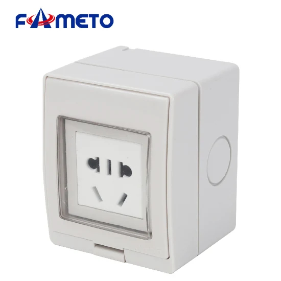 Outdoor Waterproof Socket One Bit with Five Holes IP55