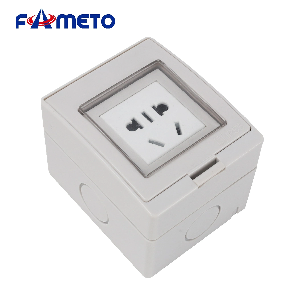 Outdoor Waterproof Socket One Bit with Five Holes IP55