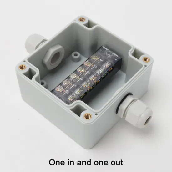 One in and One out 83*81*56mm Tb1506 15A 400V 6way Power Supply Waterproof Junction Box