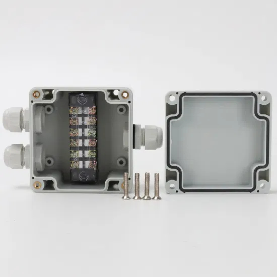 1 in and 2 out Tb1506 15A 400V 83*81*56mm Wire Power Switch Breakout Box 3.3*3.2*2.2inch