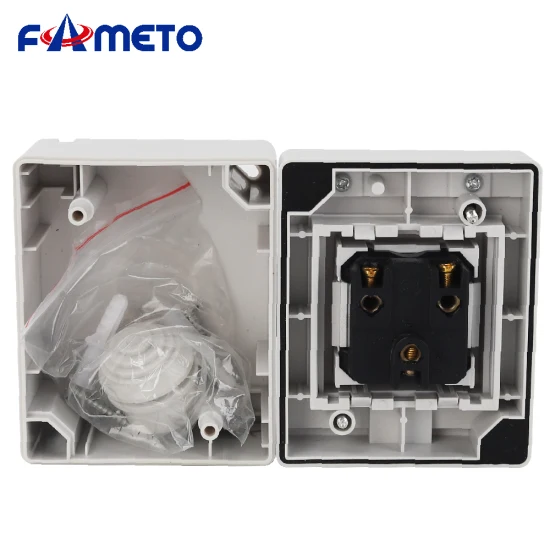 Outdoor Waterproof Socket One Bit with Five Holes IP55